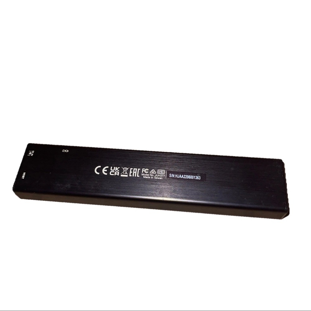 j5create JUH377 7-Port USB 3.0 Hub 5Gbps BC 1.2 Fast Charge - Picture 2 of 4